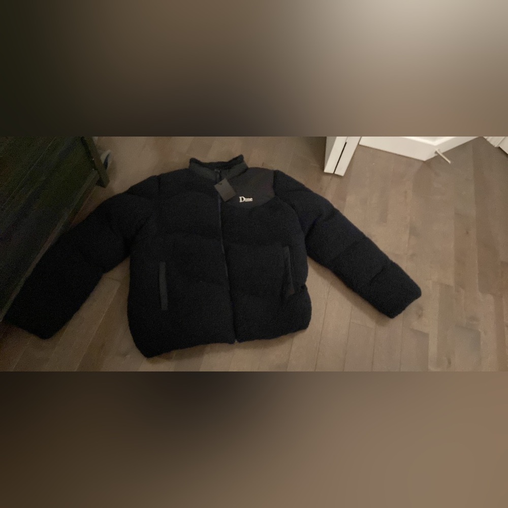 Black Puffer dime brand new size L